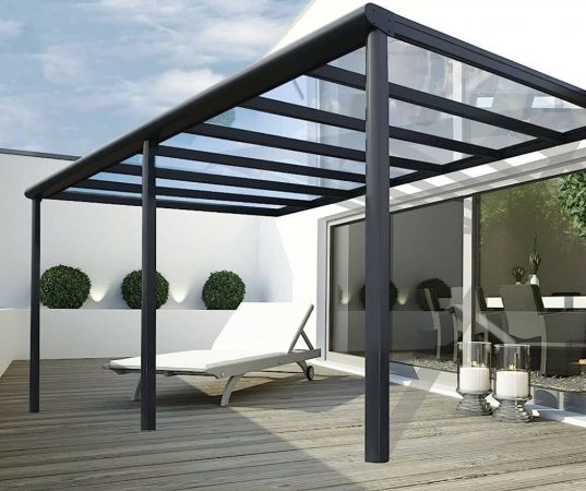 Desain kanopi balkon minimalis dengan kursi santai - amazon.com